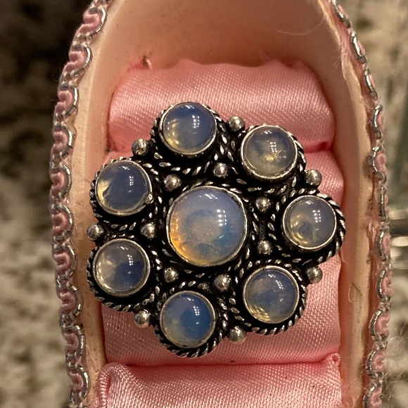 Fire Opal Fashion Ring on Silver Plated Setting - Picture 4 of 8